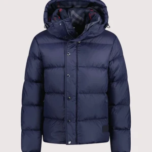Burberry Halsby Down Puffer Jacket
